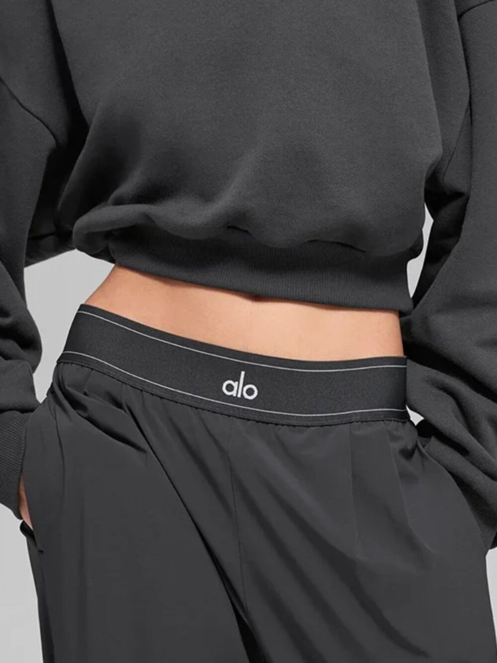 NWT ALO Yoga ππ Women's Dark Grey Suit Up Pants - Regular | Authentic - Picture 1 of 9